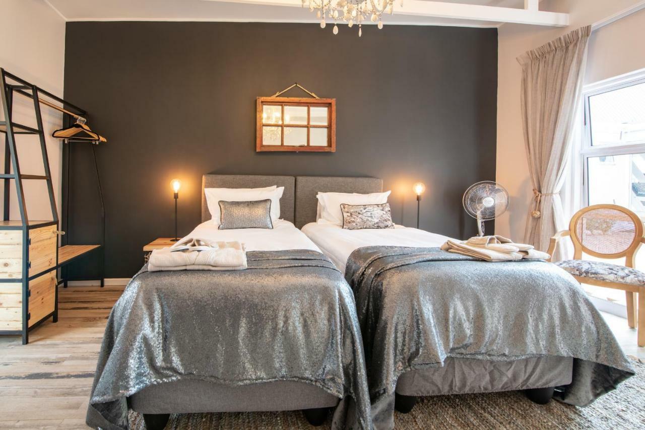 Salt Boutique Guesthouse By Curiocity (Adults Only) Bloubergstrand Exterior photo
